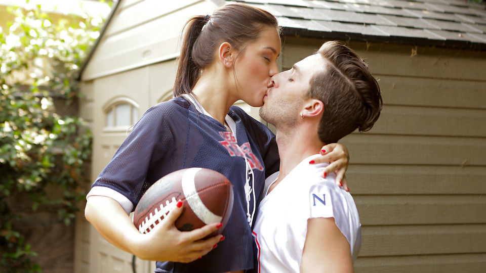 [NubileFilms] - Touchdown
